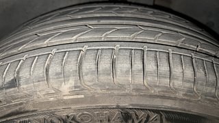 Used 2017 Hyundai Creta [2015-2018] 1.6 SX Plus Auto Petrol Petrol Automatic tyres LEFT REAR TYRE TREAD VIEW