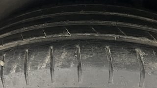 Used 2017 maruti-suzuki Ciaz Alpha Petrol AT Petrol Automatic tyres LEFT REAR TYRE TREAD VIEW