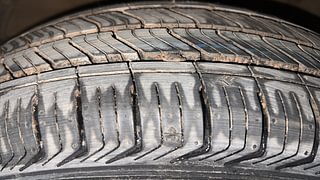 Used 2018 Maruti Suzuki Swift [2017-2021] VXI AMT Petrol Automatic tyres LEFT FRONT TYRE TREAD VIEW