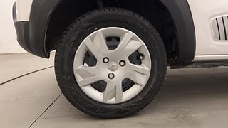 Used 2020 Renault Kwid RXL Petrol Manual tyres RIGHT REAR TYRE RIM VIEW