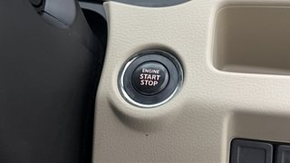 Used 2017 maruti-suzuki Ciaz Alpha Petrol AT Petrol Automatic top_features Keyless start