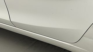 Used 2017 maruti-suzuki Ciaz Alpha Petrol AT Petrol Automatic dents MINOR SCRATCH
