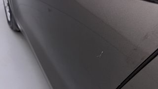 Used 2018 Maruti Suzuki Swift [2017-2021] VXI AMT Petrol Automatic dents MINOR DENT