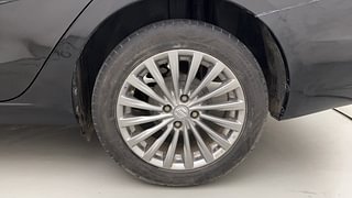 Used 2018 maruti-suzuki Ciaz Alpha Petrol AT Petrol Automatic tyres LEFT REAR TYRE RIM VIEW