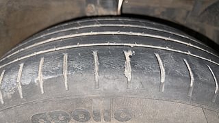 Used 2018 maruti-suzuki Ciaz Alpha Petrol AT Petrol Automatic tyres RIGHT FRONT TYRE TREAD VIEW