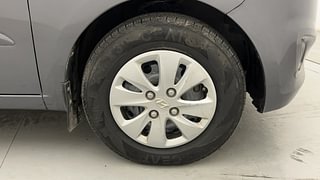 Used 2010 Hyundai i10 [2010-2016] Sportz 1.2 Petrol Petrol Manual tyres RIGHT FRONT TYRE RIM VIEW