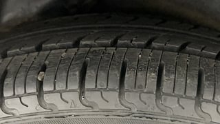 Used 2010 Hyundai i10 [2010-2016] Sportz 1.2 Petrol Petrol Manual tyres LEFT REAR TYRE TREAD VIEW