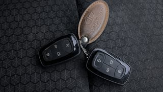 Used 2023 Tata Altroz XTA Petrol DCT Petrol Automatic extra CAR KEY VIEW