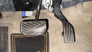 Used 2018 maruti-suzuki Ciaz Alpha Petrol AT Petrol Automatic interior PEDALS VIEW