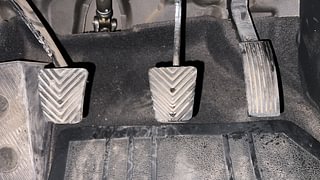 Used 2018 Hyundai Elite i20 [2018-2020] Asta 1.2 Petrol Manual interior PEDALS VIEW