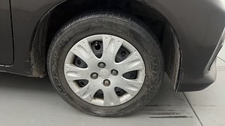 Used 2017 Honda Amaze 1.2L SX Petrol Manual tyres RIGHT FRONT TYRE RIM VIEW