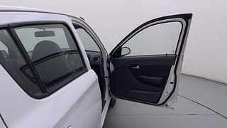 Used 2014 Maruti Suzuki Alto 800 Lxi Petrol Manual interior RIGHT FRONT DOOR OPEN VIEW