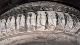 Used 2015 hyundai i10 Sportz 1.1 Petrol Petrol Manual tyres LEFT REAR TYRE TREAD VIEW