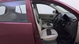 Used 2015 hyundai i10 Sportz 1.1 Petrol Petrol Manual interior RIGHT SIDE FRONT DOOR CABIN VIEW