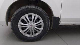 Used 2014 Maruti Suzuki Alto 800 Lxi Petrol Manual tyres LEFT FRONT TYRE RIM VIEW