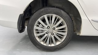 Used 2022 Honda City V Diesel Diesel Manual tyres RIGHT REAR TYRE RIM VIEW