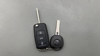 Used 2018 Skoda Rapid new [2016-2020] Style Petrol AT Petrol Automatic extra CAR KEY VIEW