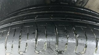 Used 2016 Volkswagen Polo [2015-2019] Comfortline 1.2L (P) Petrol Manual tyres LEFT FRONT TYRE TREAD VIEW
