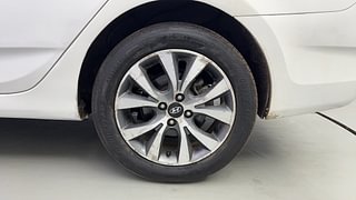 Used 2014 Hyundai Verna [2011-2015] Fluidic 1.6 VTVT SX Opt AT Petrol Automatic tyres LEFT REAR TYRE RIM VIEW