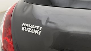Used 2015 Maruti Suzuki Swift [2011-2017] VXi Petrol Manual dents MINOR SCRATCH