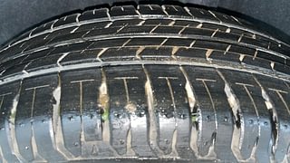 Used 2016 Volkswagen Polo [2015-2019] Comfortline 1.2L (P) Petrol Manual tyres LEFT REAR TYRE TREAD VIEW