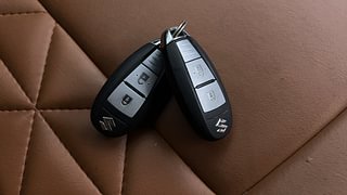 Used 2018 Maruti Suzuki Baleno [2015-2019] Zeta AT Petrol Petrol Automatic extra CAR KEY VIEW