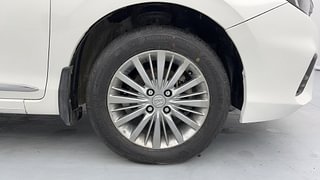 Used 2022 Honda City V Diesel Diesel Manual tyres RIGHT FRONT TYRE RIM VIEW