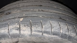 Used 2018 Maruti Suzuki Baleno [2015-2019] Zeta AT Petrol Petrol Automatic tyres LEFT REAR TYRE TREAD VIEW