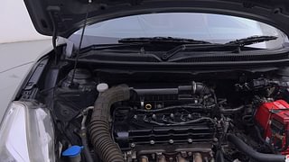 Used 2018 Maruti Suzuki Baleno [2015-2019] Zeta AT Petrol Petrol Automatic engine ENGINE RIGHT SIDE HINGE & APRON VIEW