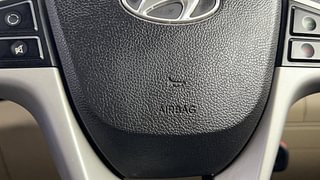 Used 2014 Hyundai Verna [2011-2015] Fluidic 1.6 VTVT SX Opt AT Petrol Automatic top_features Airbags