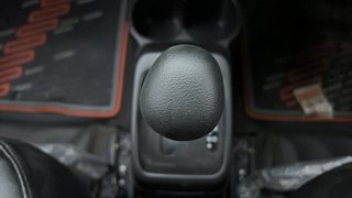 Used 2021 maruti-suzuki S-Presso VXI Plus AMT Petrol Automatic interior GEAR  KNOB VIEW