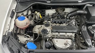 Used 2016 Volkswagen Polo [2015-2019] Comfortline 1.2L (P) Petrol Manual engine ENGINE RIGHT SIDE VIEW