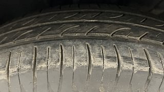 Used 2016 Hyundai Elite i20 [2014-2018] Magna 1.2 Petrol Manual tyres RIGHT FRONT TYRE TREAD VIEW