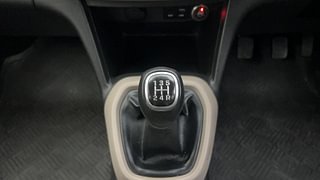 Used 2019 Hyundai Grand i10 [2017-2020] Sportz 1.2 Kappa VTVT CNG (Outside Fitted) Petrol+cng Manual interior GEAR  KNOB VIEW