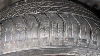 Used 2016 Mahindra KUV100 [2015-2017] K4+ 6 STR Petrol Manual tyres RIGHT FRONT TYRE TREAD VIEW