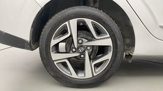 Used 2023 Hyundai Aura SX 1.2 CNG Petrol+cng Manual tyres RIGHT REAR TYRE RIM VIEW