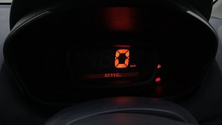 Used 2016 Renault Kwid [2017-2019] RXT 1.0 SCE Special Petrol Manual interior CLUSTERMETER VIEW
