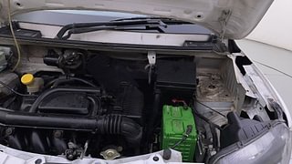 Used 2016 Renault Kwid [2017-2019] RXT 1.0 SCE Special Petrol Manual engine ENGINE LEFT SIDE HINGE & APRON VIEW