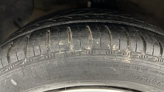 Used 2019 Hyundai Grand i10 [2017-2020] Sportz 1.2 Kappa VTVT CNG (Outside Fitted) Petrol+cng Manual tyres LEFT FRONT TYRE TREAD VIEW