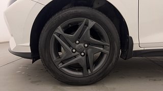Used 2021 Hyundai New i20 Sportz 1.0 Turbo IMT Petrol Manual tyres LEFT FRONT TYRE RIM VIEW
