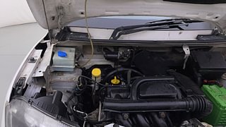 Used 2016 Renault Kwid [2017-2019] RXT 1.0 SCE Special Petrol Manual engine ENGINE RIGHT SIDE HINGE & APRON VIEW