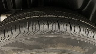 Used 2015 Maruti Suzuki Swift Dzire VXI Petrol Manual tyres RIGHT REAR TYRE TREAD VIEW