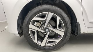 Used 2023 Hyundai Aura SX 1.2 CNG Petrol+cng Manual tyres LEFT FRONT TYRE RIM VIEW