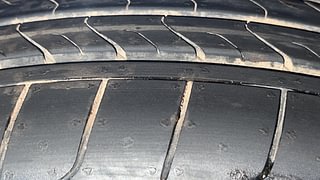 Used 2022 Maruti Suzuki Ciaz Zeta AT Petrol Petrol Automatic tyres RIGHT REAR TYRE TREAD VIEW