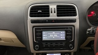 Used 2015 Volkswagen Polo [2015-2019] Highline1.2L (P) Petrol Manual top_features Integrated (in-dash) music system