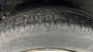 Used 2019 Hyundai Grand i10 [2017-2020] Sportz 1.2 Kappa VTVT CNG (Outside Fitted) Petrol+cng Manual tyres RIGHT REAR TYRE TREAD VIEW