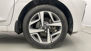 Used 2023 Hyundai Aura SX 1.2 CNG Petrol+cng Manual tyres RIGHT FRONT TYRE RIM VIEW