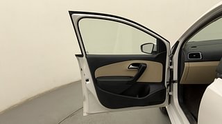 Used 2015 Volkswagen Polo [2015-2019] Highline1.2L (P) Petrol Manual interior LEFT FRONT DOOR OPEN VIEW