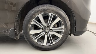 Used 2022 Honda Amaze 1.2 VX CVT i-VTEC Petrol Automatic tyres RIGHT FRONT TYRE RIM VIEW