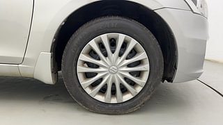 Used 2017 maruti-suzuki Ciaz Delta Petrol AT Petrol Automatic tyres RIGHT FRONT TYRE RIM VIEW
